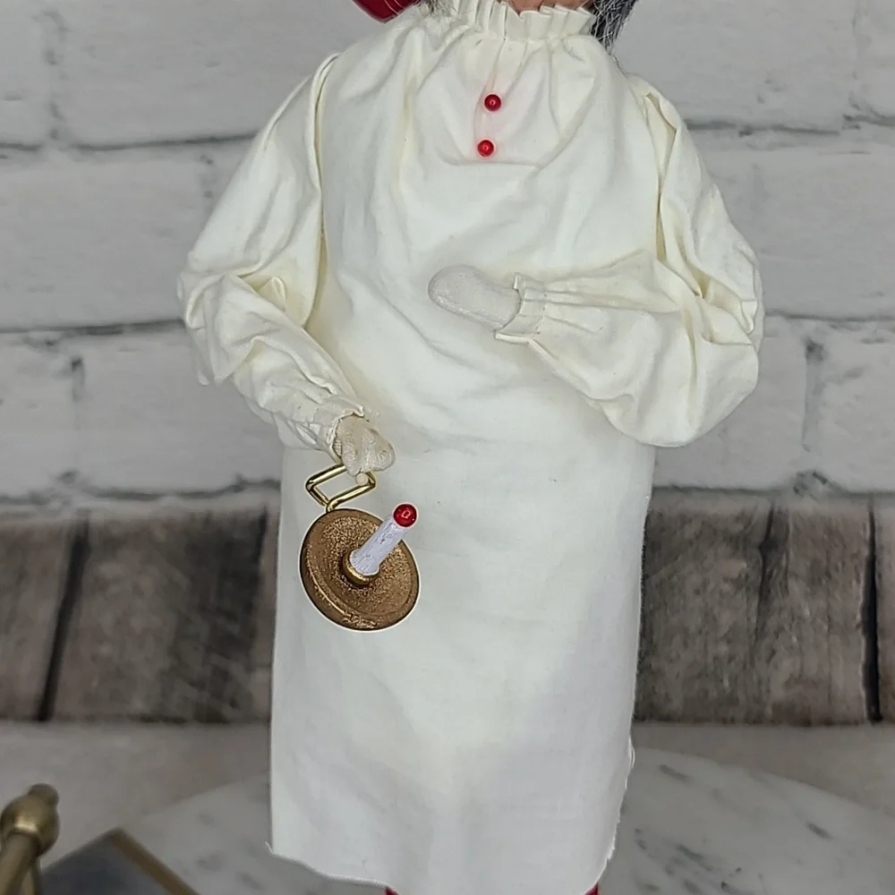 Byers' Choice Caroler 1984/93 2nd Ed. Scrooge From 